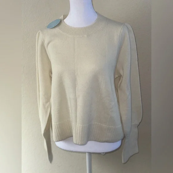 Hill House Cropped Silvia Sweater in Cream - Picture 3 of 6